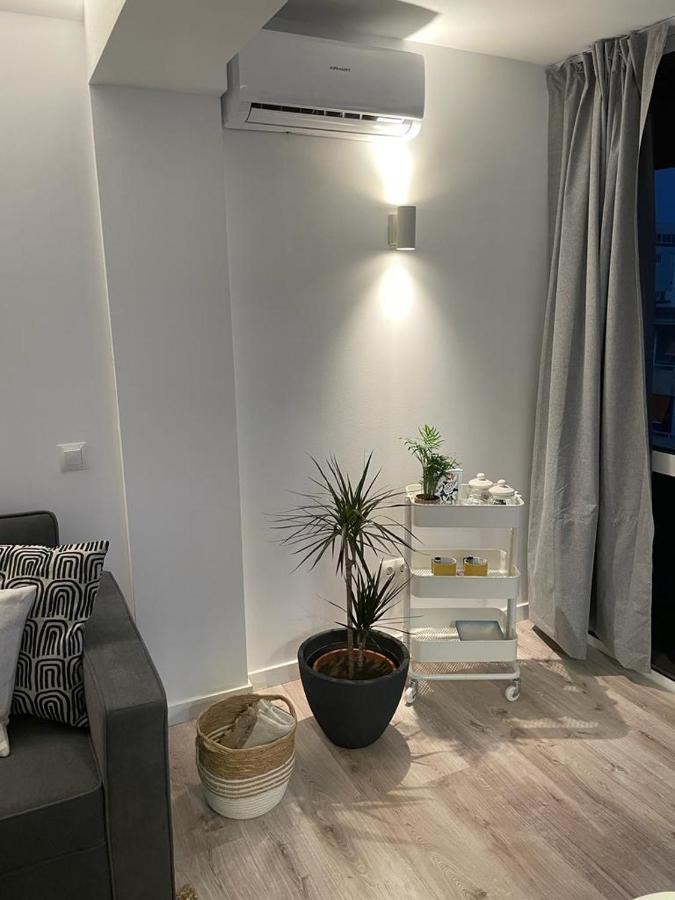 Apartamento C Y L Торремолинос Экстерьер фото