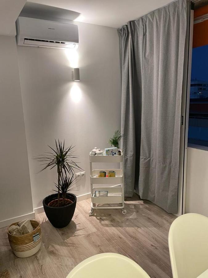 Apartamento C Y L Торремолинос Экстерьер фото