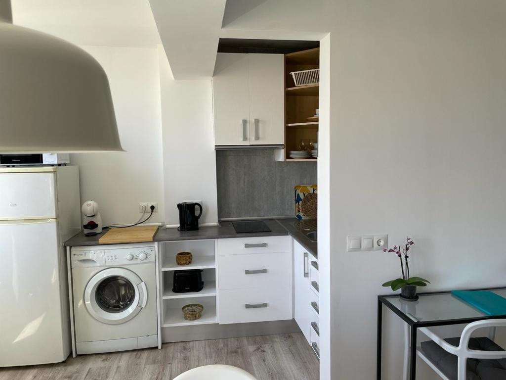 Apartamento C Y L Торремолинос Экстерьер фото